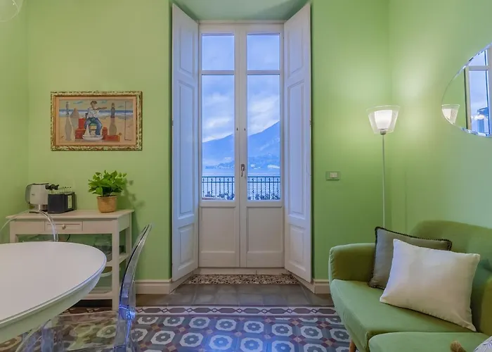 Lägenhet La Terrazza Cavour By Wonderful Italy Bellagio