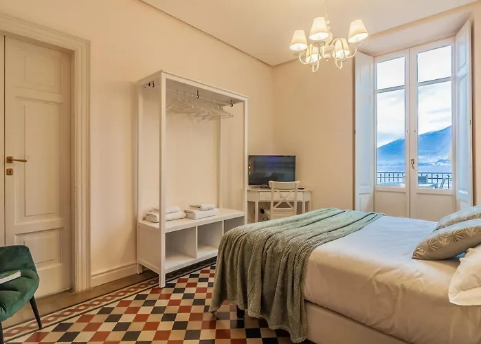 Lägenhet La Terrazza Cavour By Wonderful Italy