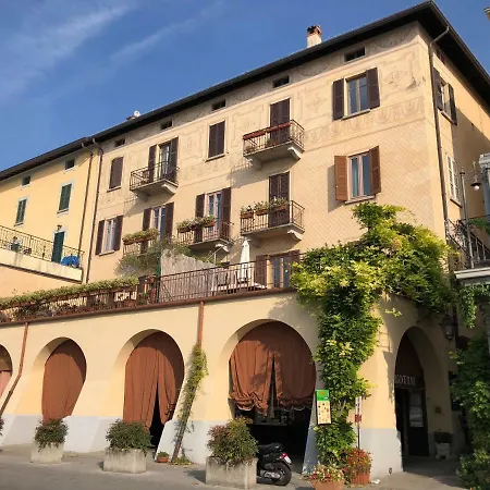 Appartement La Terrazza Cavour By Wonderful Italy *